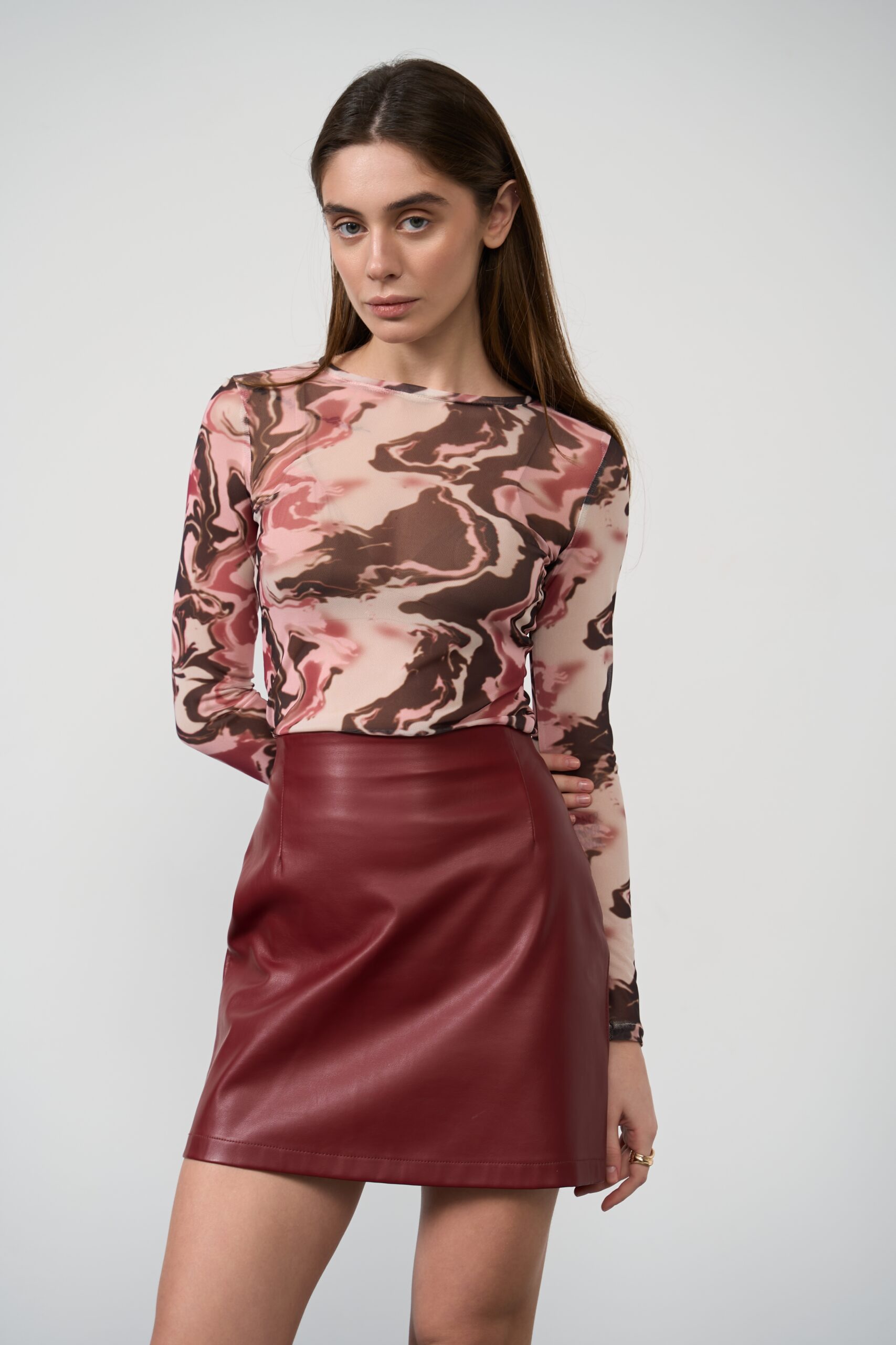 Поло, топи, боді, лонги, гольфи